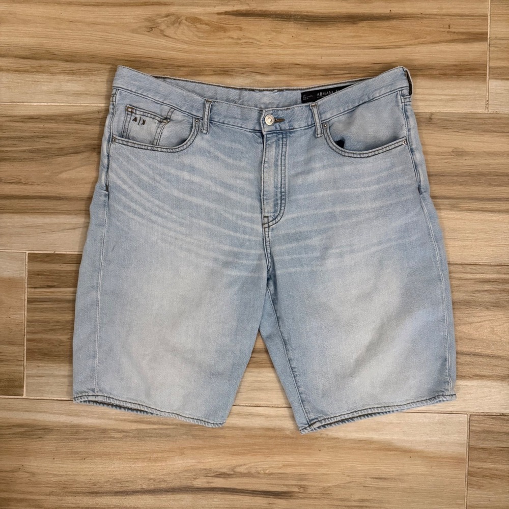 Armani Exchange J65 Slim Denim Shorts Light Wash Blue 3RZJ65 Z1SSZ Mens 36